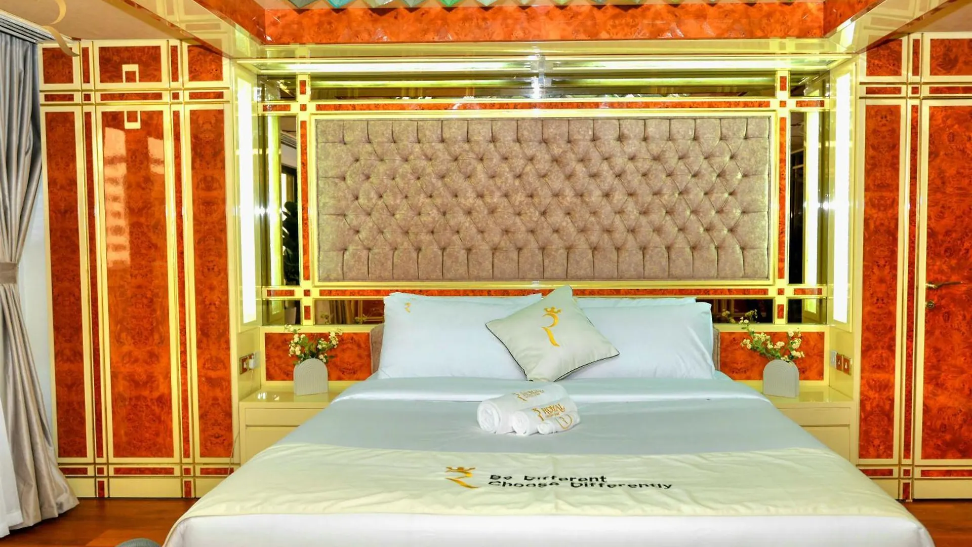 Appartamento Presidential Penthouse Vintage Italian Elegance Abu Dhabi