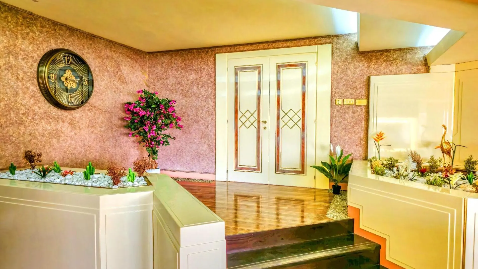 Appartamento Presidential Penthouse Vintage Italian Elegance Abu Dhabi Emirati Arabi Uniti